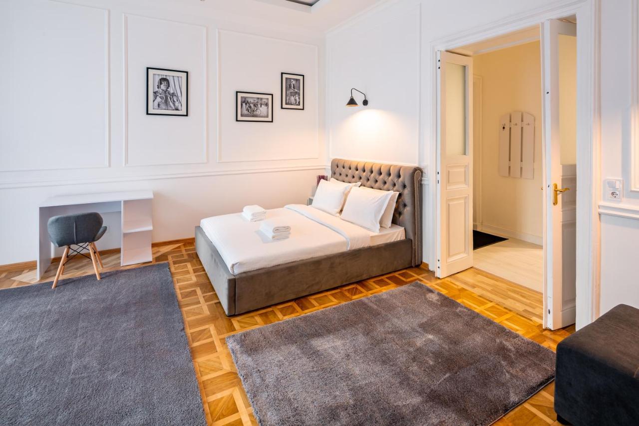לבוב Alfa Apartments Grushevskoho 7 מראה חיצוני תמונה