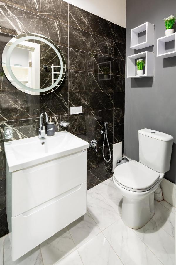לבוב Alfa Apartments Grushevskoho 7 מראה חיצוני תמונה