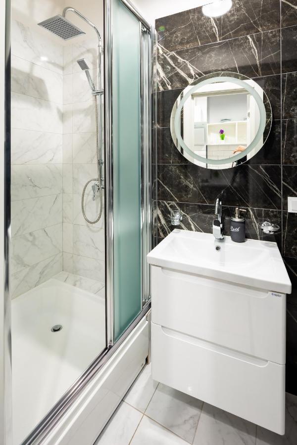 לבוב Alfa Apartments Grushevskoho 7 מראה חיצוני תמונה