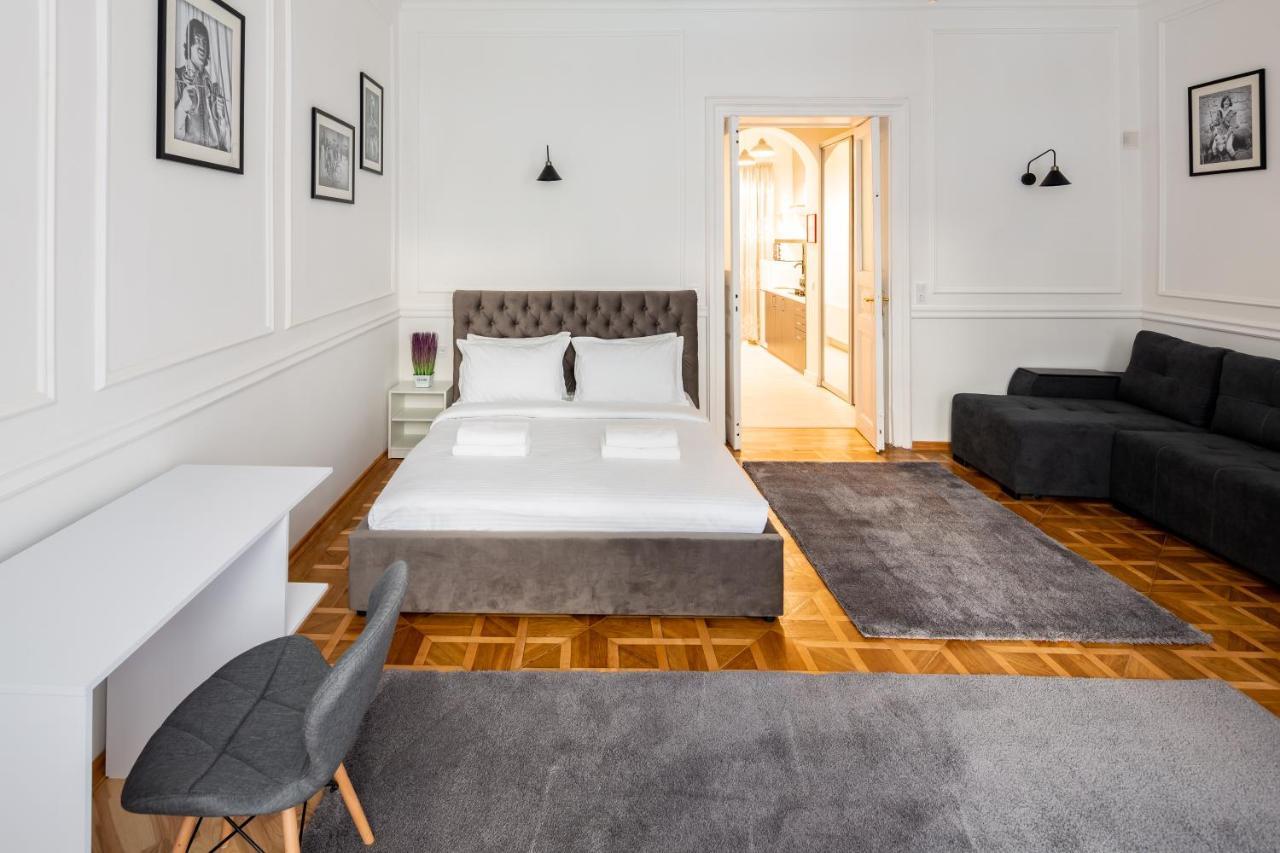 לבוב Alfa Apartments Grushevskoho 7 מראה חיצוני תמונה
