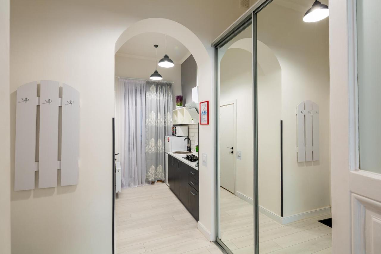 לבוב Alfa Apartments Grushevskoho 7 מראה חיצוני תמונה